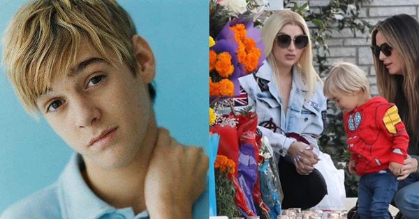Hôn thê cũ và con trai thăm mộ Aaron Carter, nước mắt vẫn chảy sau một năm nam ca sĩ qua đời