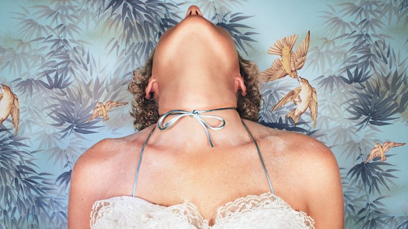 A Timeless Reflection on Feminine Discomfort: An Enduring Legacy