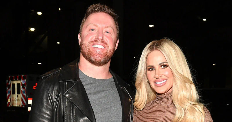 Kim Zolciak and Kroy Biermann Mark 12th Anniversary with Dinner Amidst Divorce Proceedings
