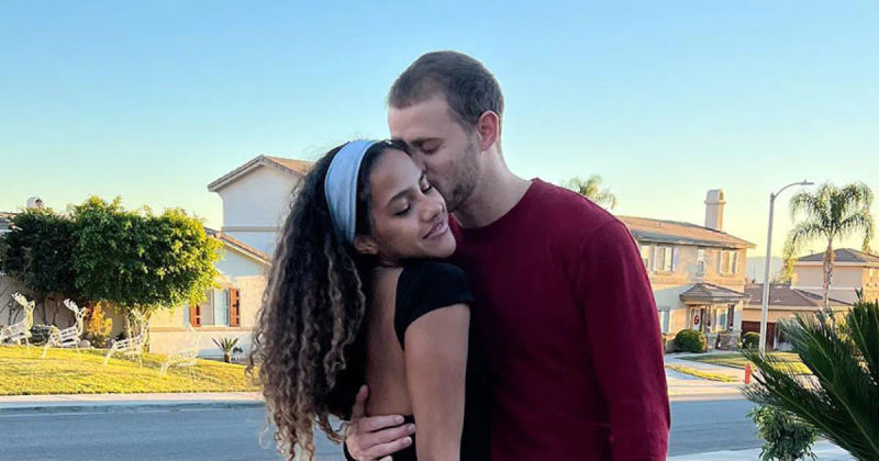 Former 'Bachelor' Star Teddi Wright Ties the Knot with Longtime Boyfriend Nicholas