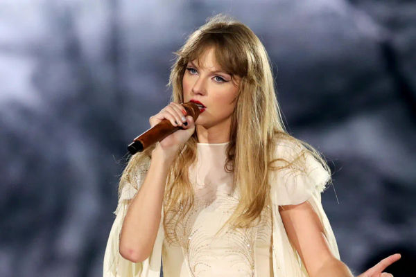 Philadelphia Radio Station Temporarily Bans Taylor Swifts Music Ahead Of Eagles Vs Chiefs Game 1462