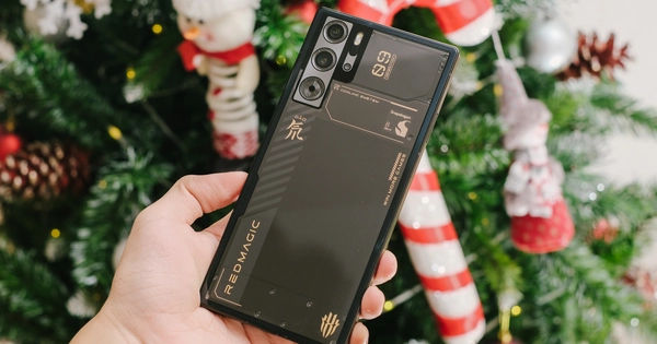 Điện thoại chơi game này có thiết kế đẹp hơn Smartphone của bạn