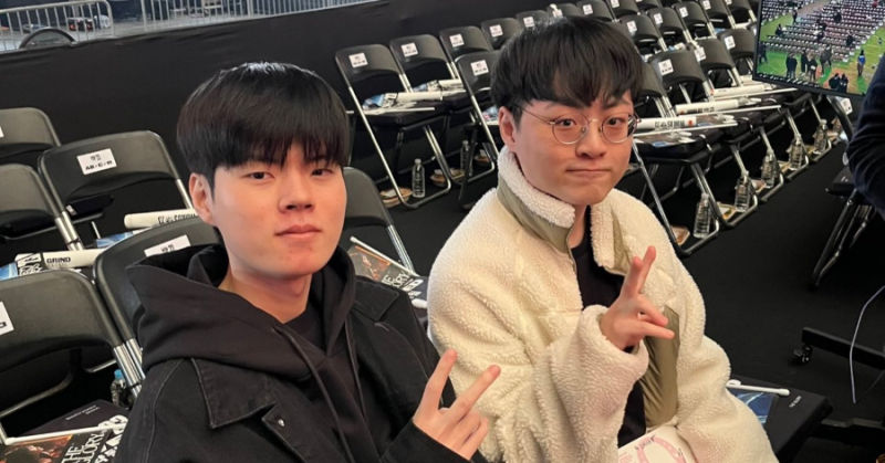 Vai trò của Đường Giữa theo góc nhìn của Deft, fan hâm mộ phản ứng bất mãn với ShowMaker