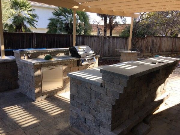 Outdoor Kitchen