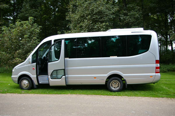 minibus hire Watford