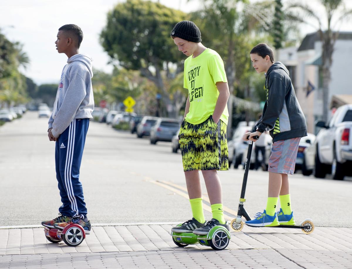 #HoverboardForAdults250Lbs #FastestHoverboardForAdults #HoverboardForAdults300Pounds #HoverboardForAdultsWalmart