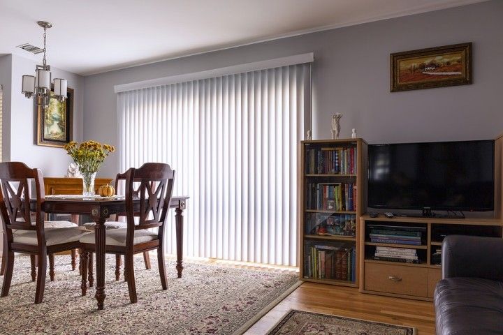 Vertical blinds