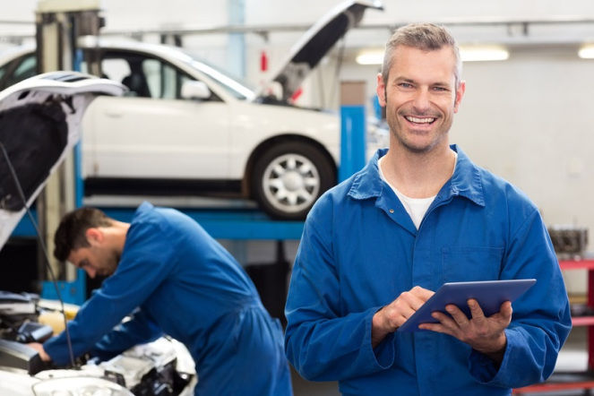 Tips on How To Hire A Professional Diesel Mechanic>