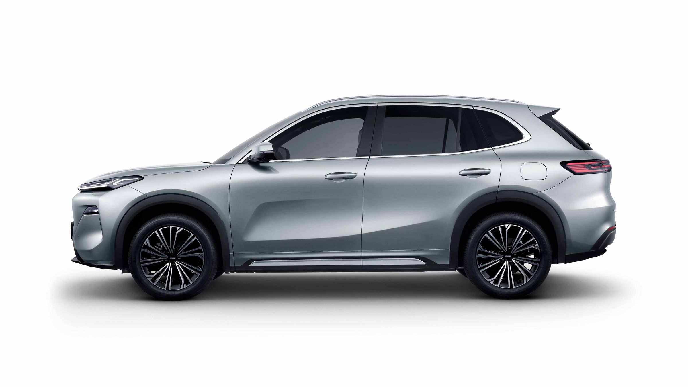 Geely Starray EM-i in Cloudveil Silver