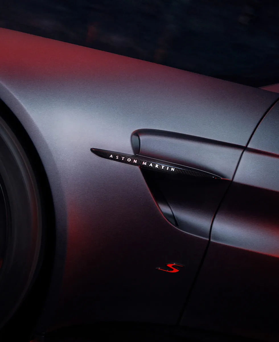 Aston Martin Vantage S