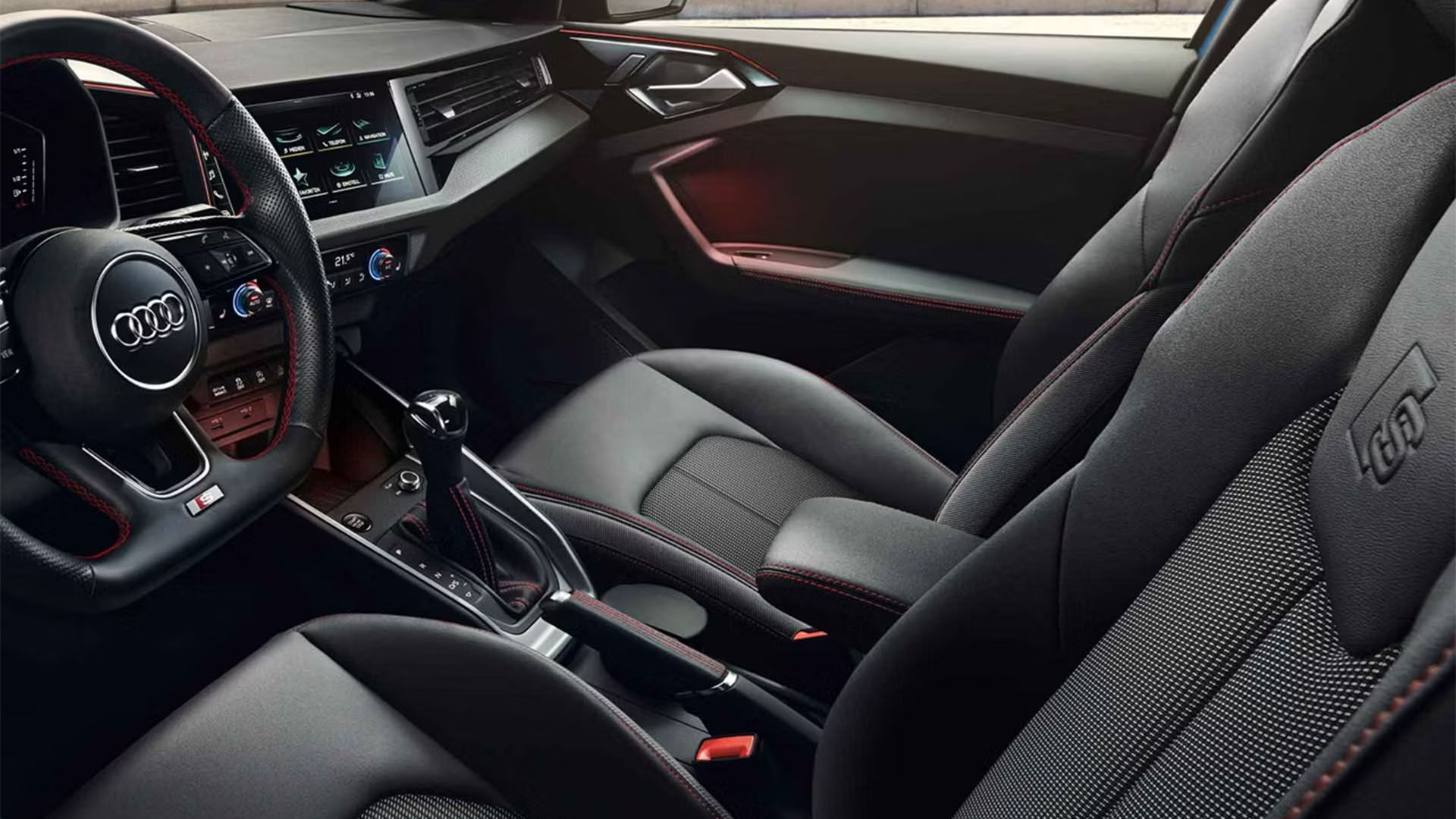 Audi A1 Front seats