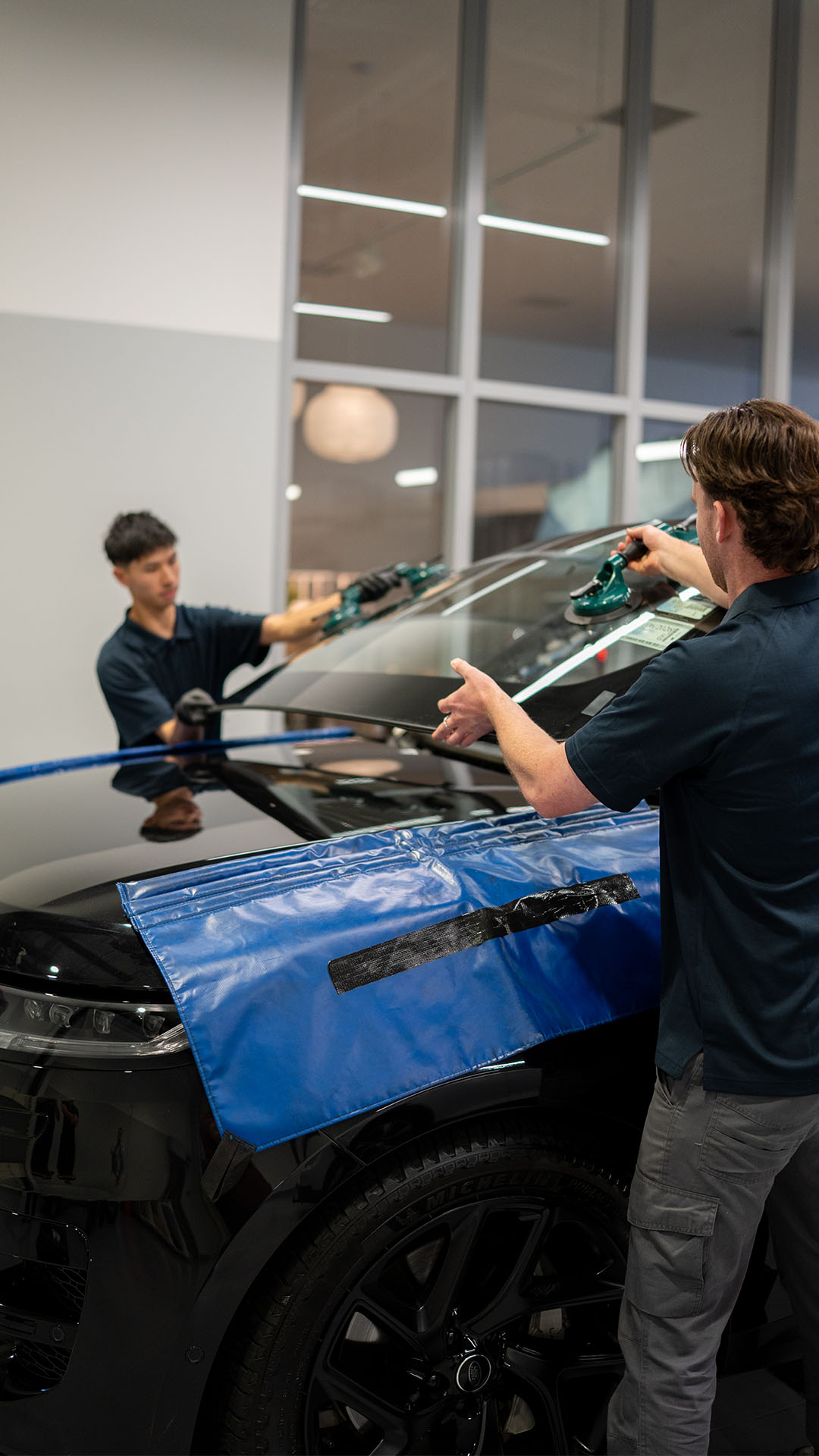 Giltrap Windscreen repair and replacement