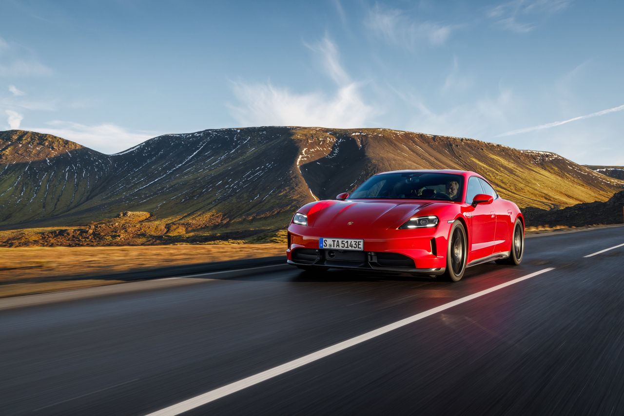 Porsche Taycan GTS Joins Expanded Line Up