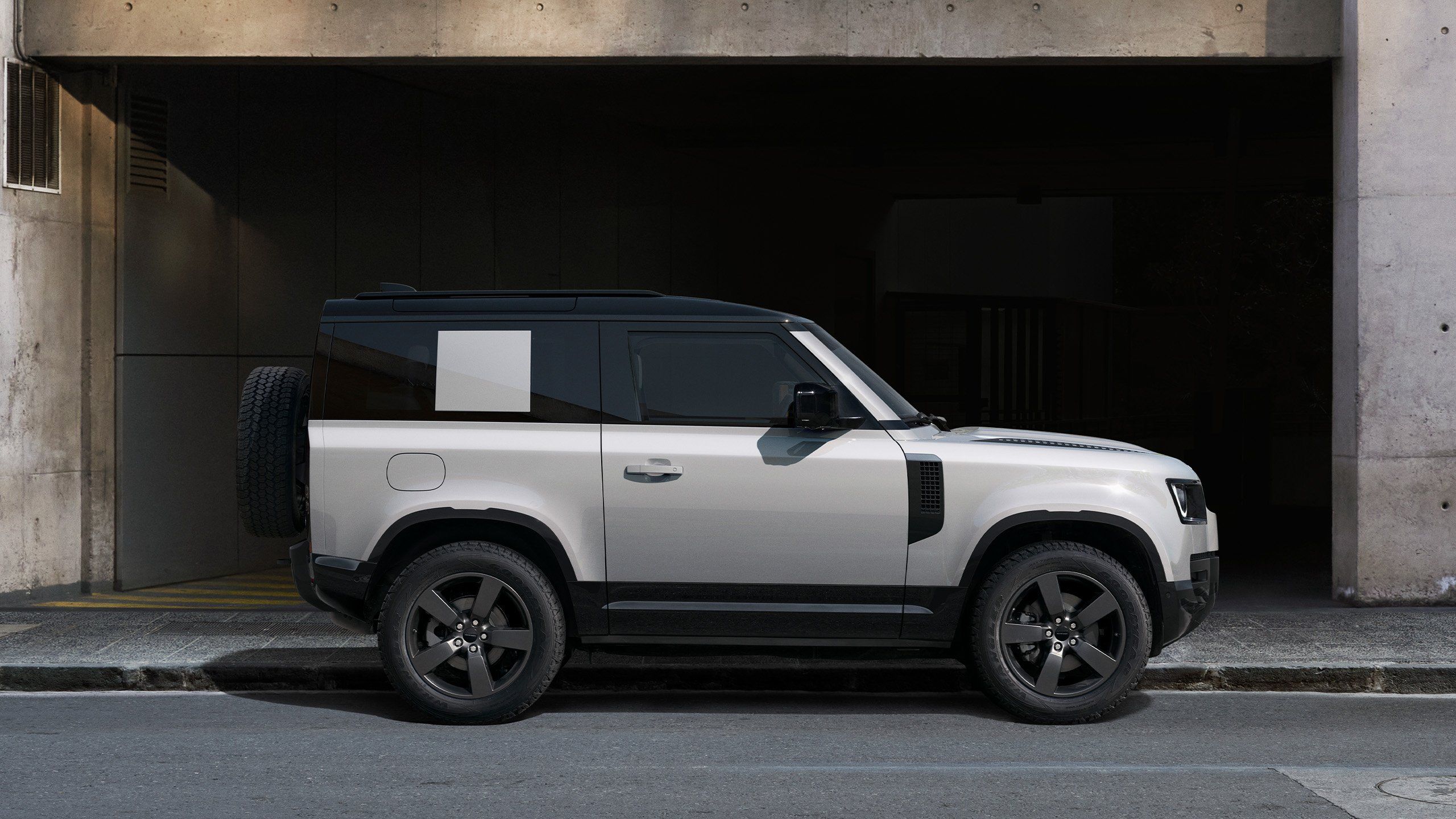 Defender 90 clearcut