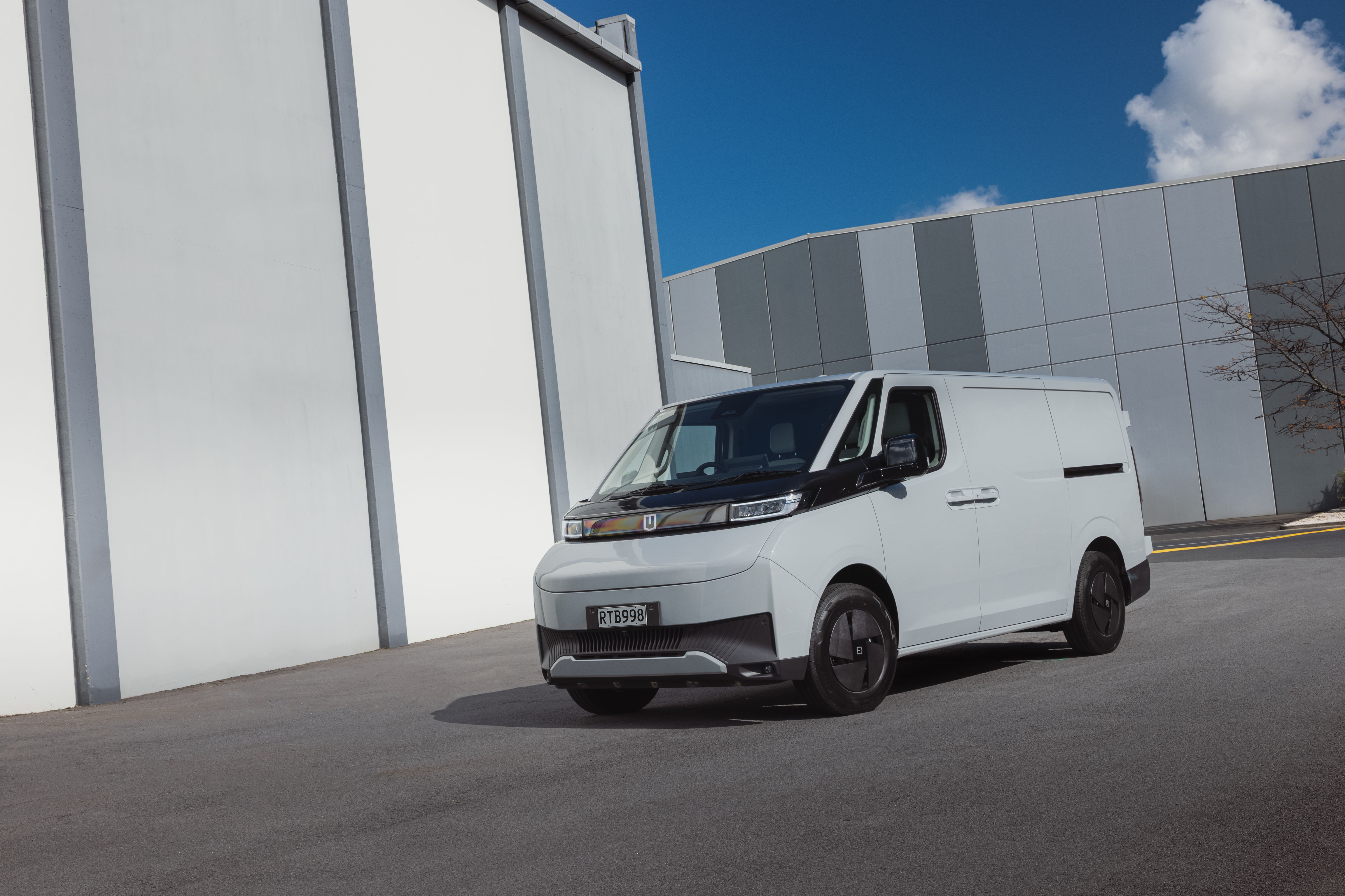 Farizon SuperVan — NZ Autocar Van of the Year 2025