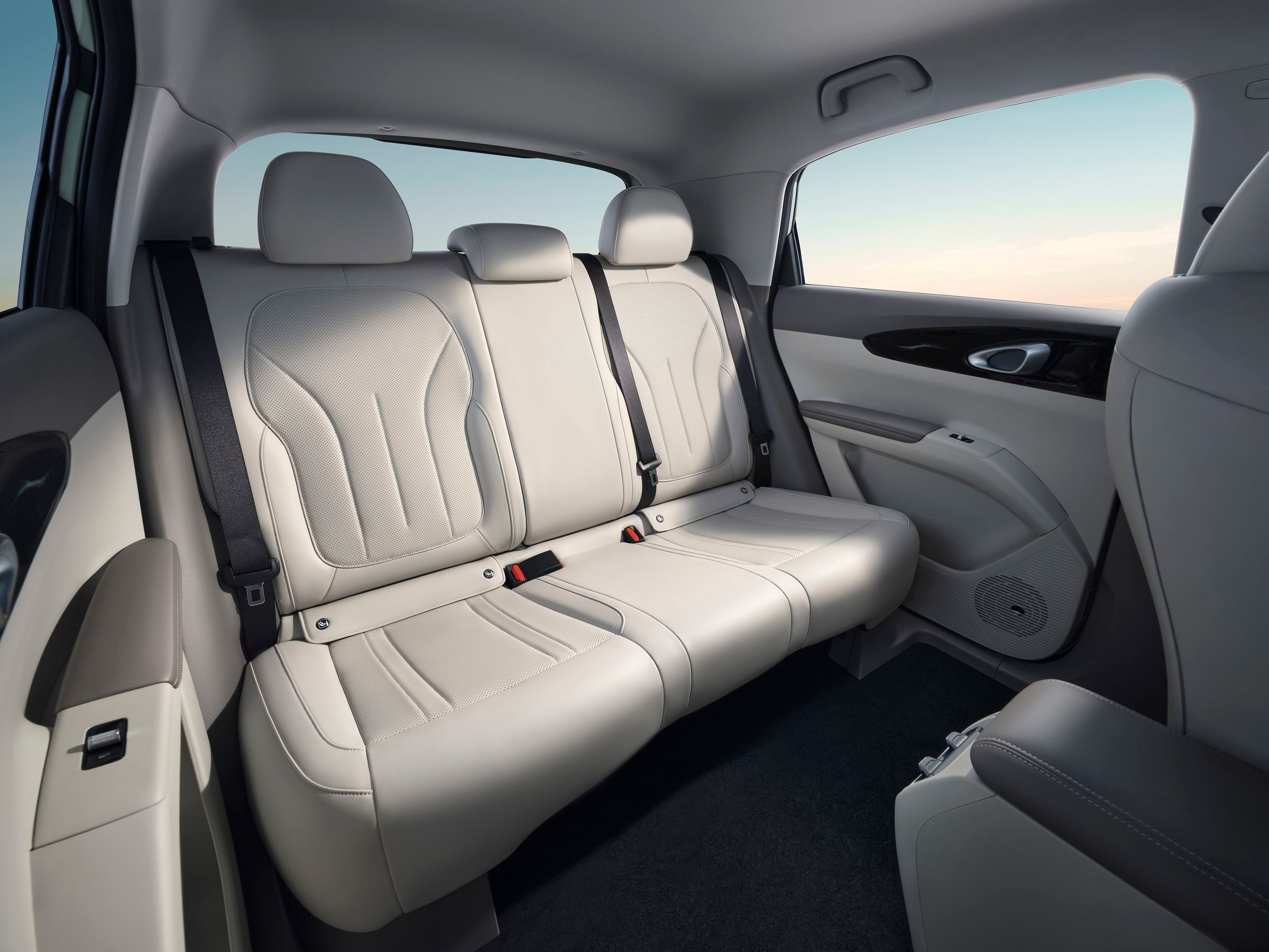 Geely EX2 interior space