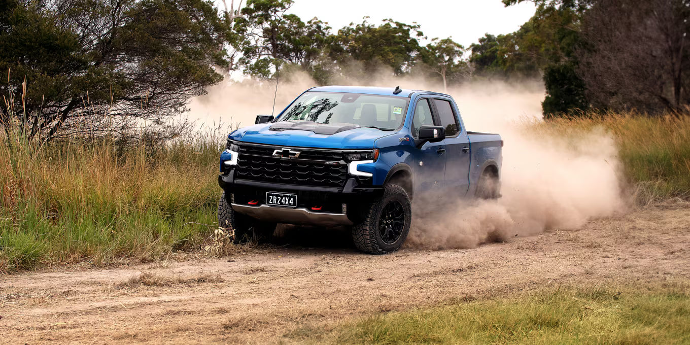 Silverado ZR2 offroad 