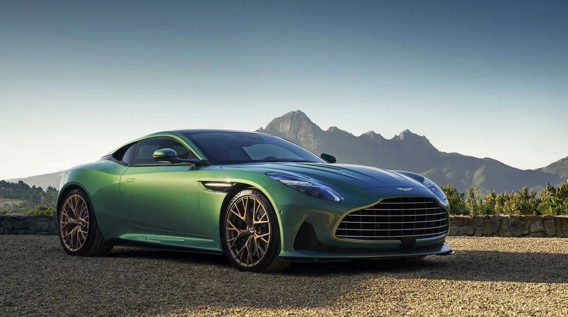 Aston Martin Vantage S Hero