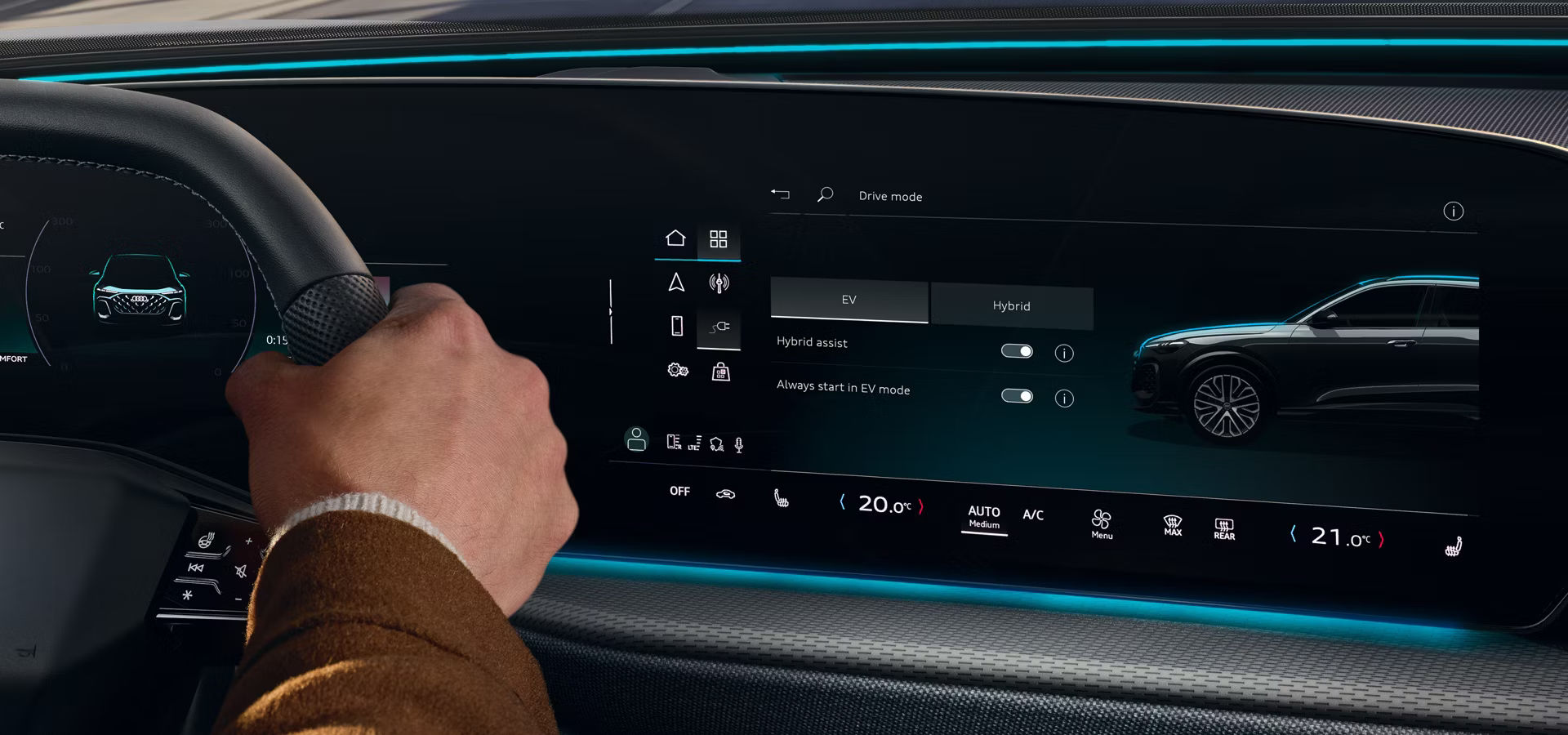 Audi Q5 e-hybrid console display