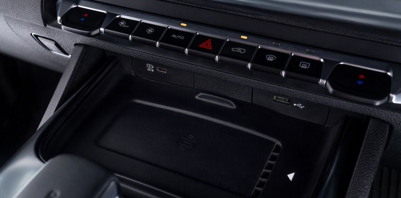 Geely EX5 interior connected space