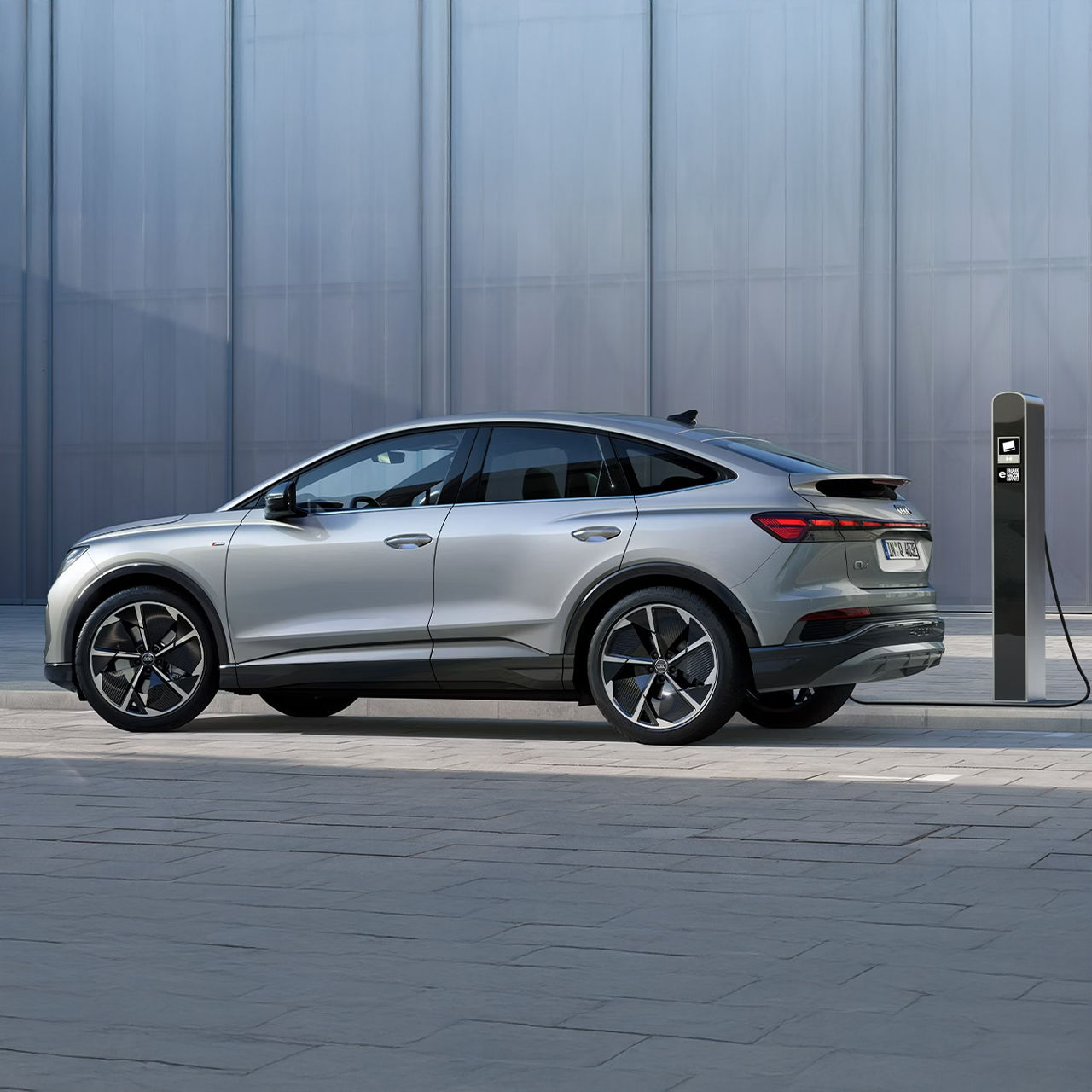 Audi Q4 e-tron charging
