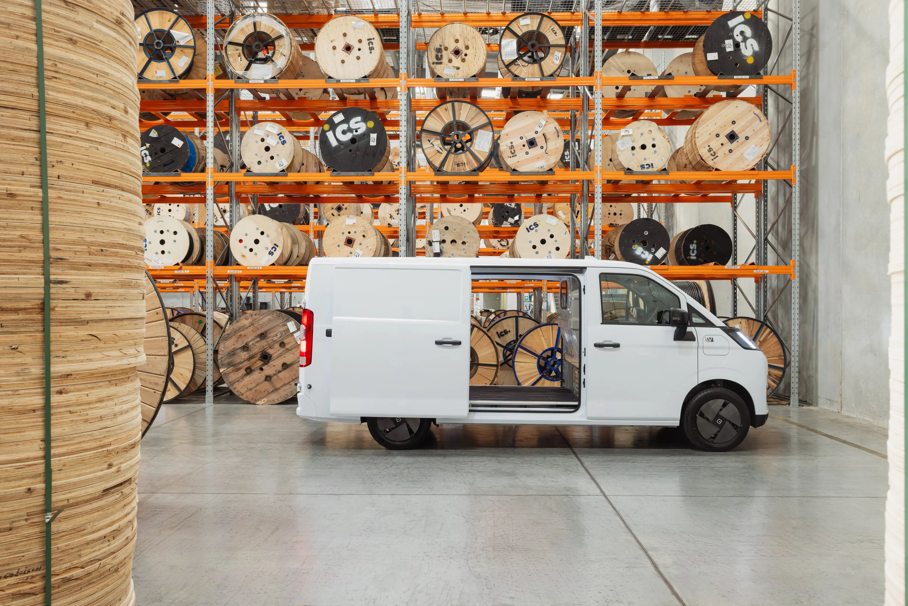 More Space — Farizon SuperVan cargo area