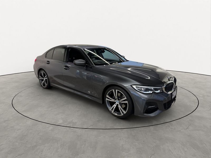 BMW 3 Series 320i 2.0