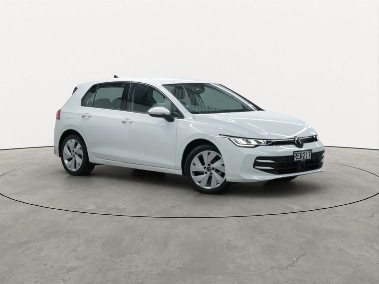 Volkswagen Golf Life