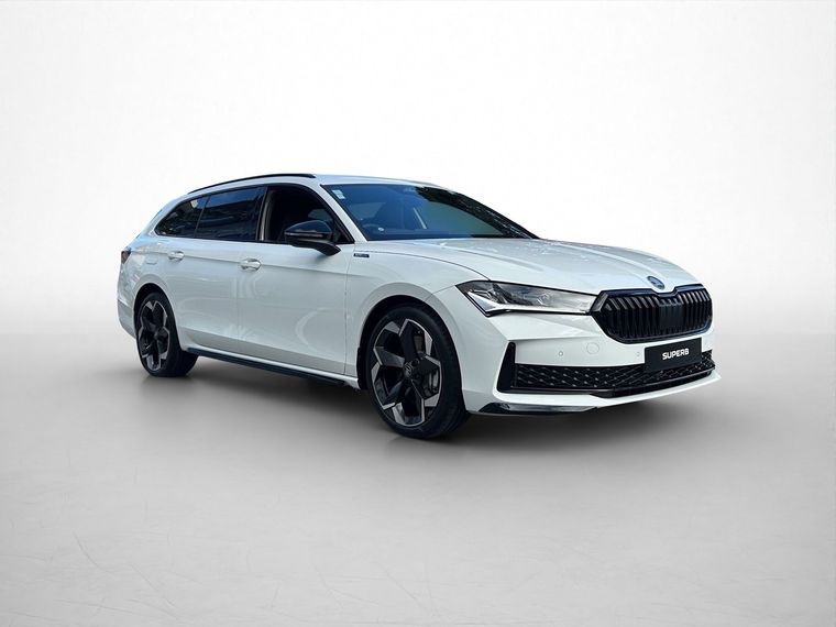 Skoda Superb Wagon Sportline TSI 195