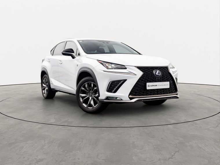 Lexus NX 300H F-Sport AWD