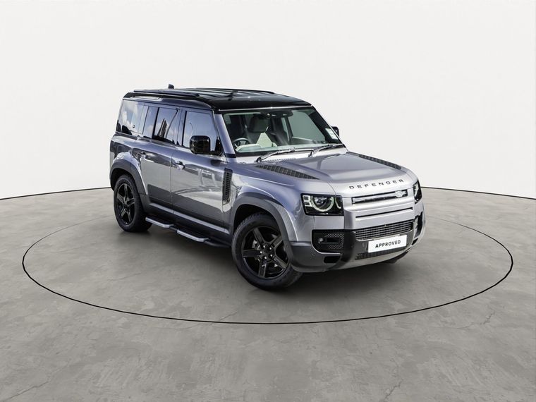 Land Rover Defender 110 D240 SE