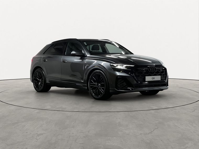 Audi Q8 55 TFSI quattro tiptronic