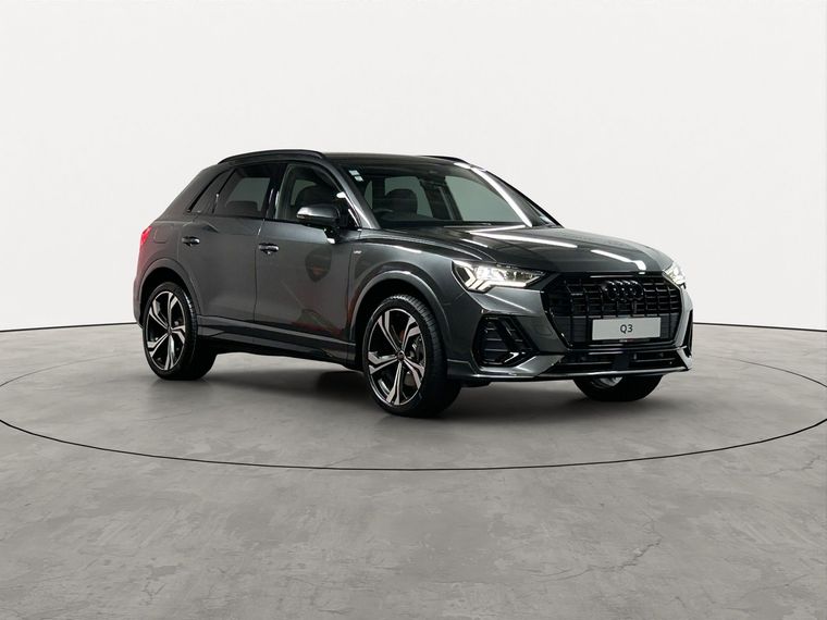 Audi Q3 45 TFSI q S tronic (180 kW)