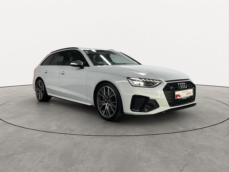 Audi S4 Avant (260kW)