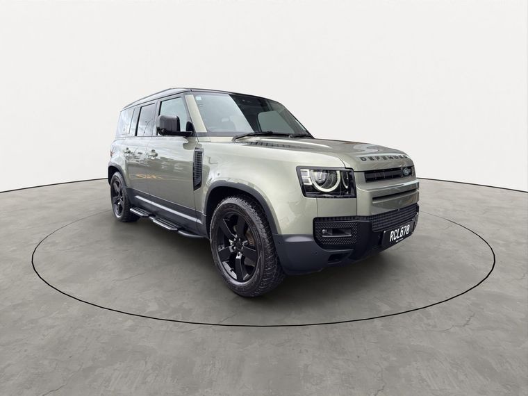 Land Rover Defender 110 D240