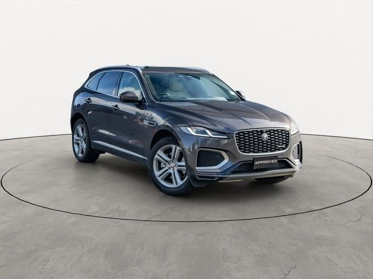 Jaguar F-Pace P250 R-Dynamic SE