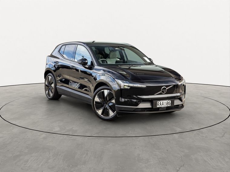 Volvo EX30 Ultra Twin Motor Performance