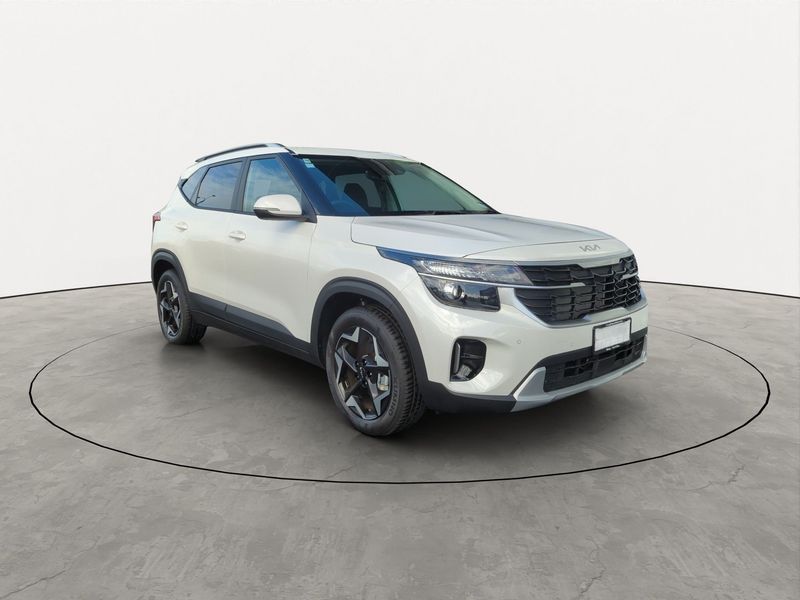 Kia Seltos LX + 2L IVT Auto