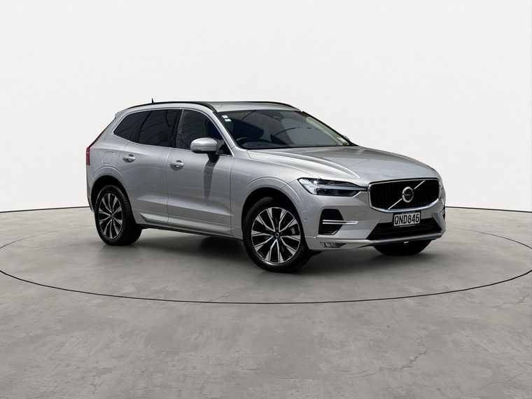 Volvo XC60 B5 AWD Plus