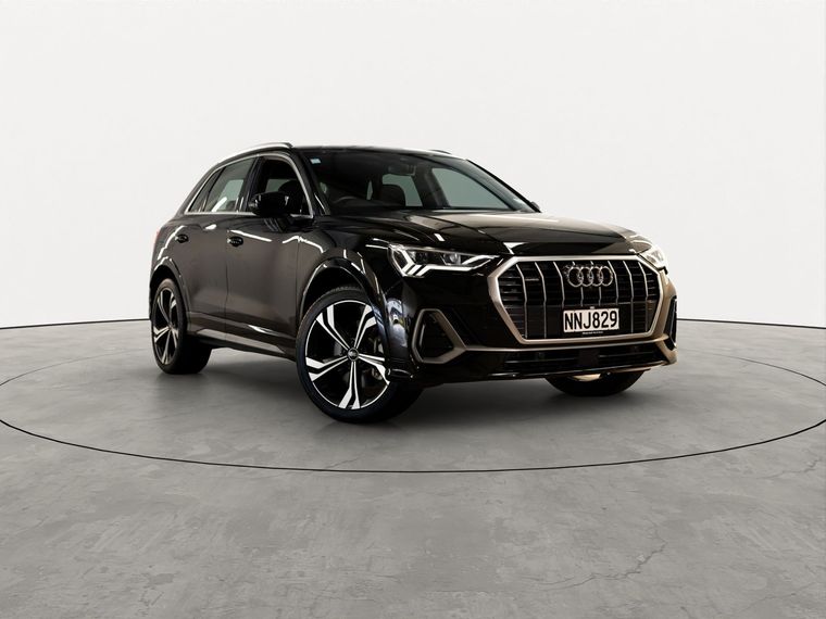 Audi Q3 45 TFSI S line