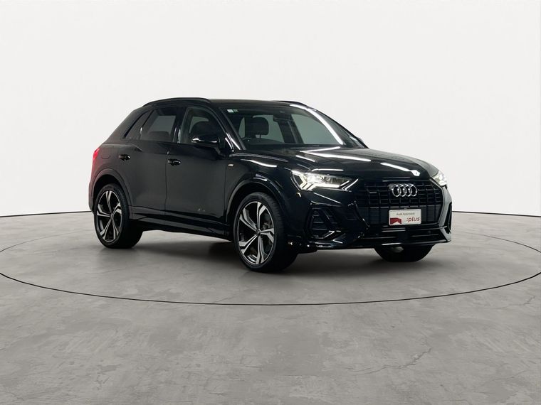 Audi Q3 45 TFSI S line