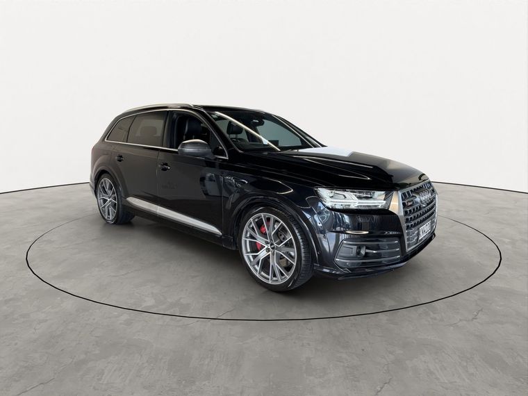 Audi SQ7 quattro