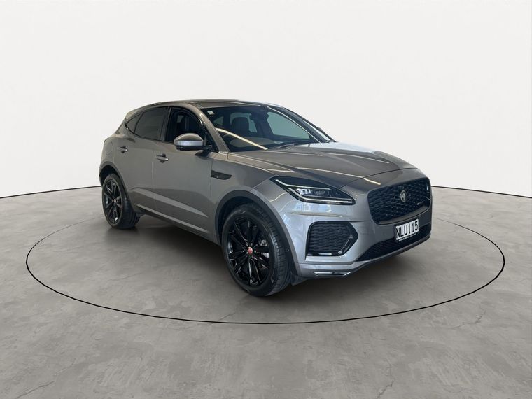 Jaguar E-Pace P250 R-DYNAMIC SE 2