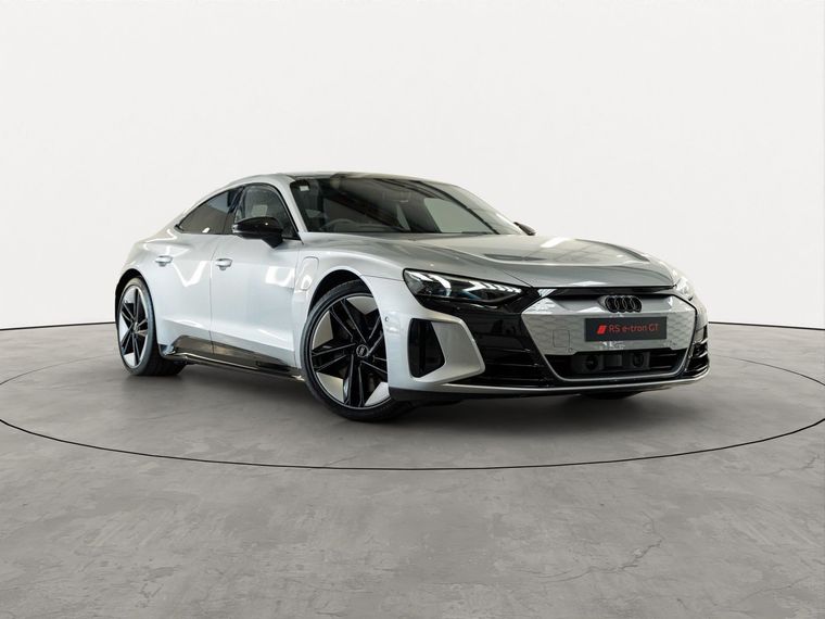 Audi e-tron RS GT quattro