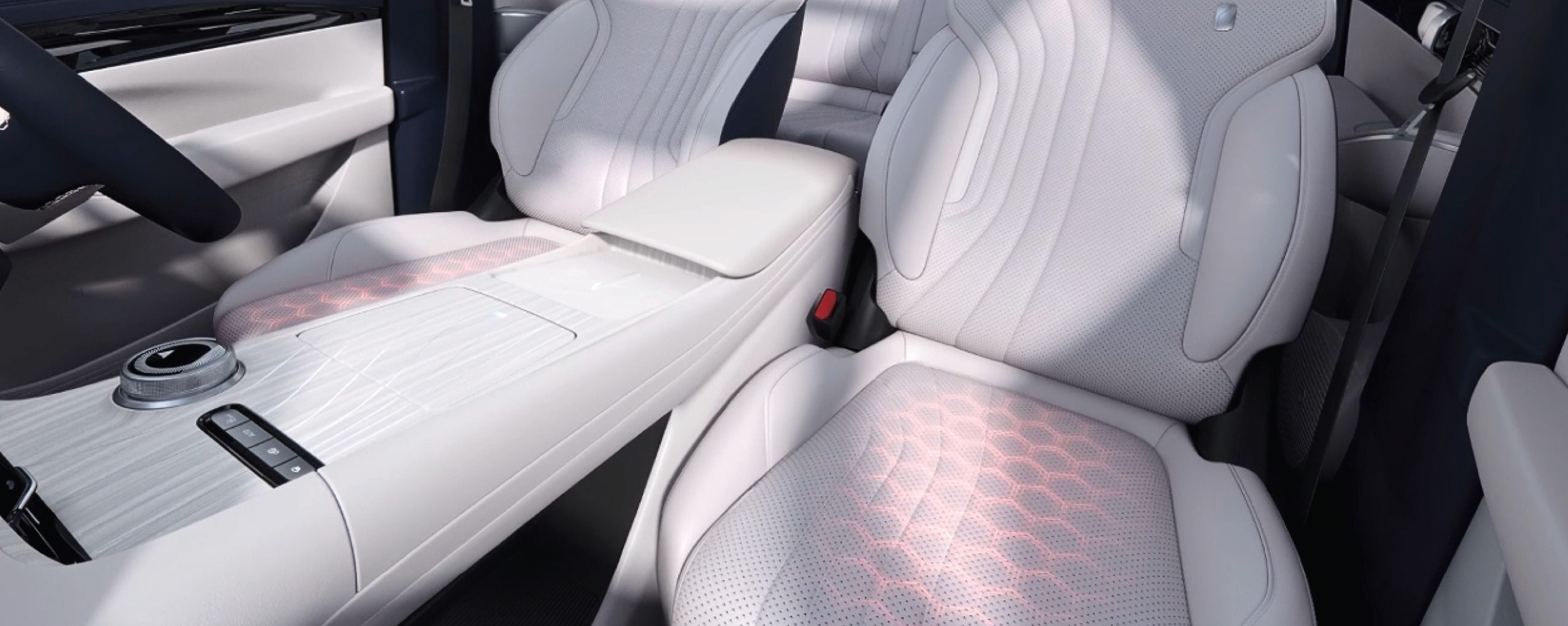 Geely EX5 ergonomic front seats