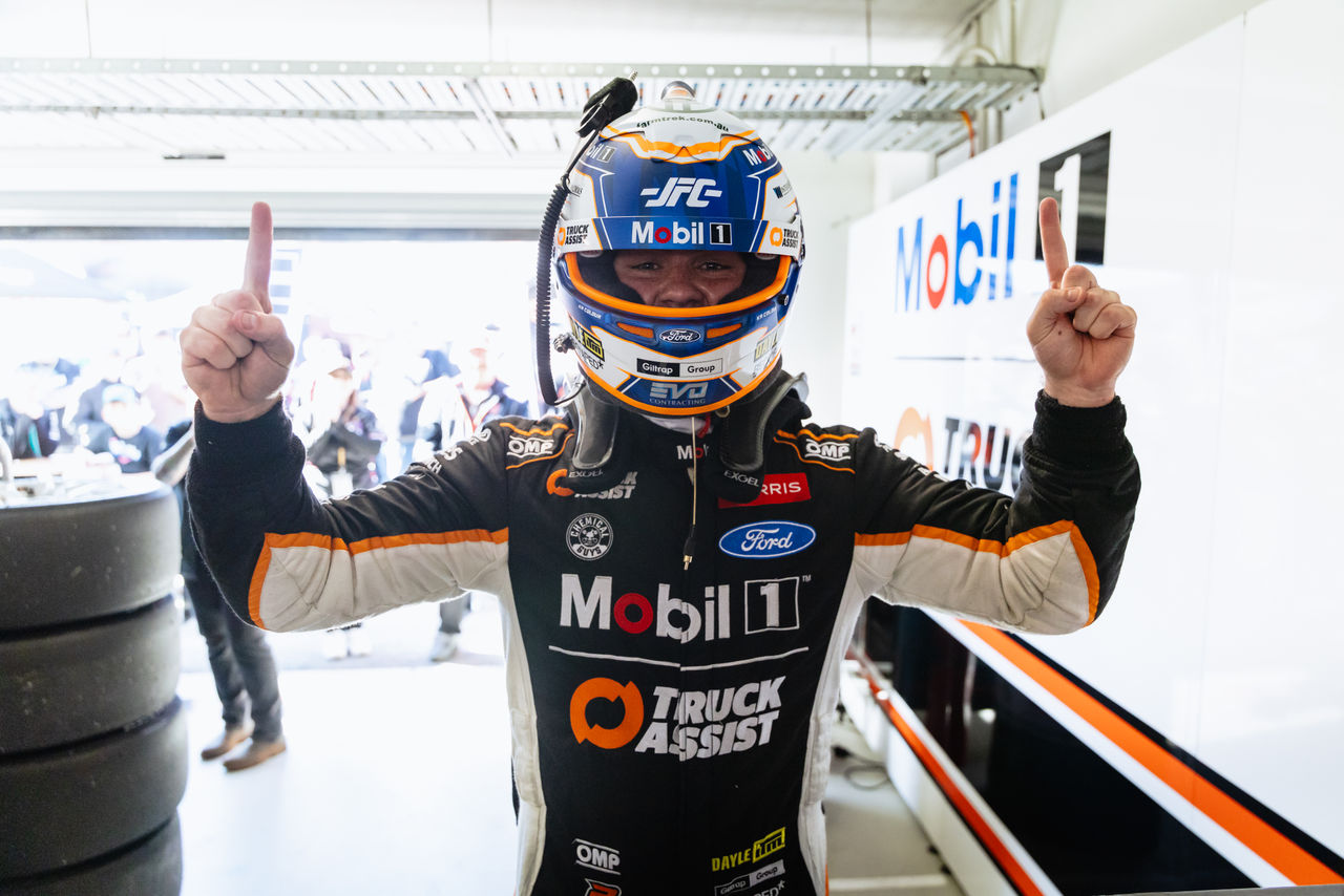 Motorsport Recap: Supercar victory and Carrera Cup podiums.