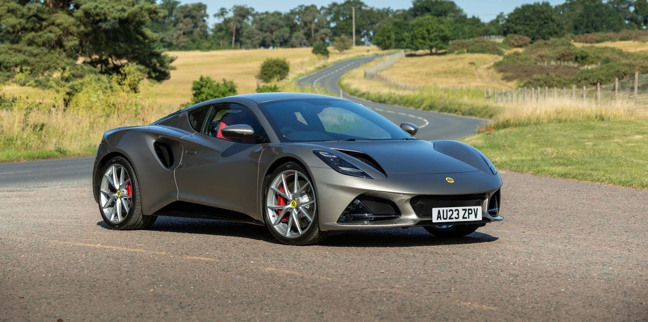 Lotus introduces potent four-cylinder Emira i4