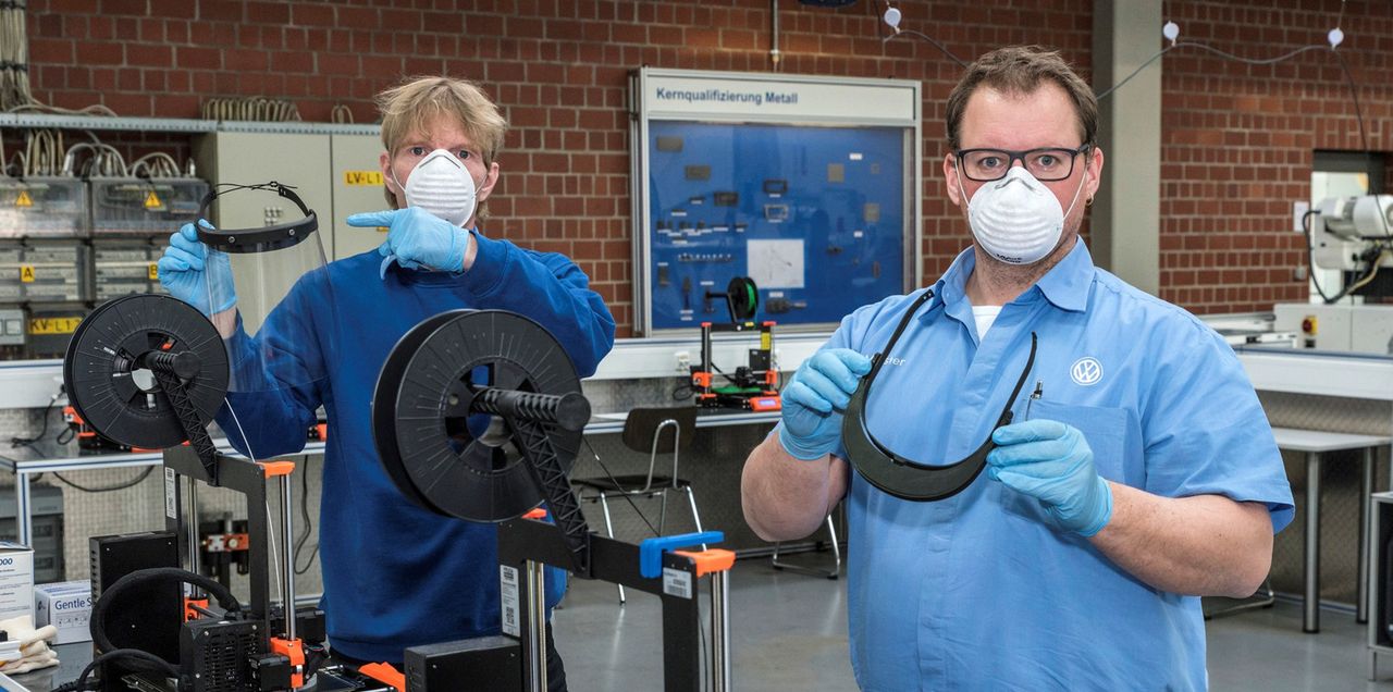 Volkswagen uses 3D printing to produce face shields