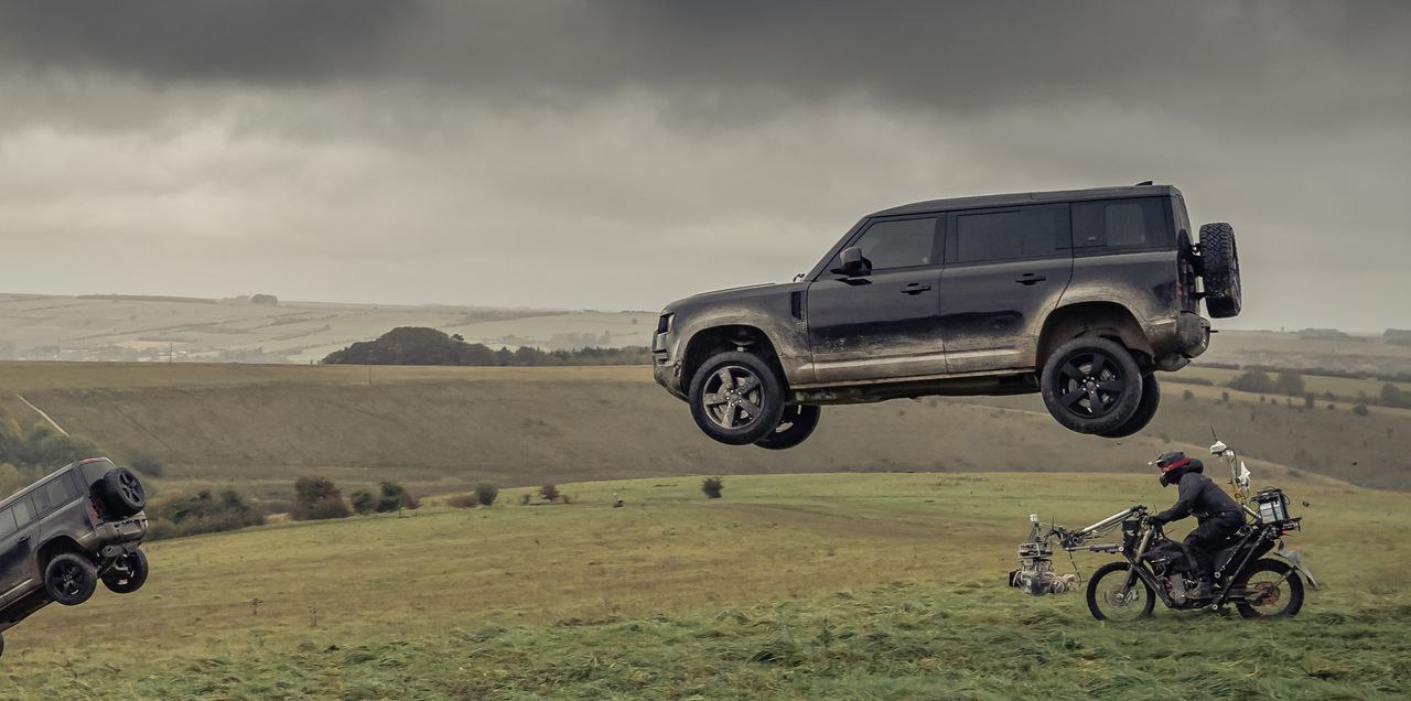 The New Land Rover DEFENDER – Unstoppable