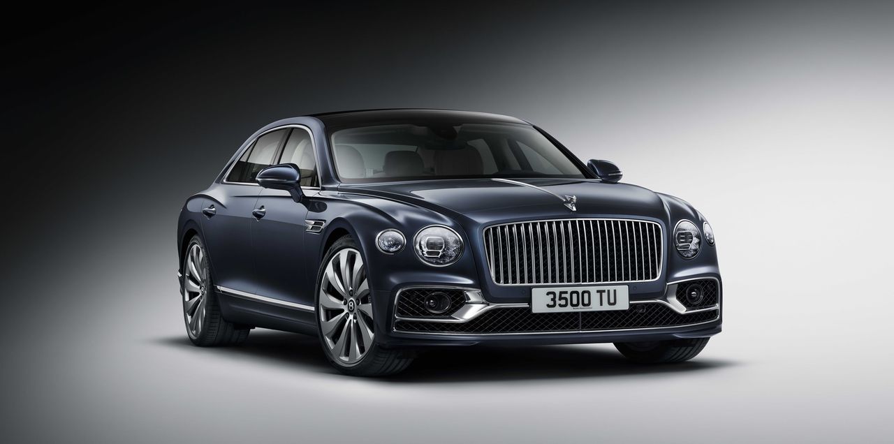 The New Bentley Flying Spur | Giltrap TV